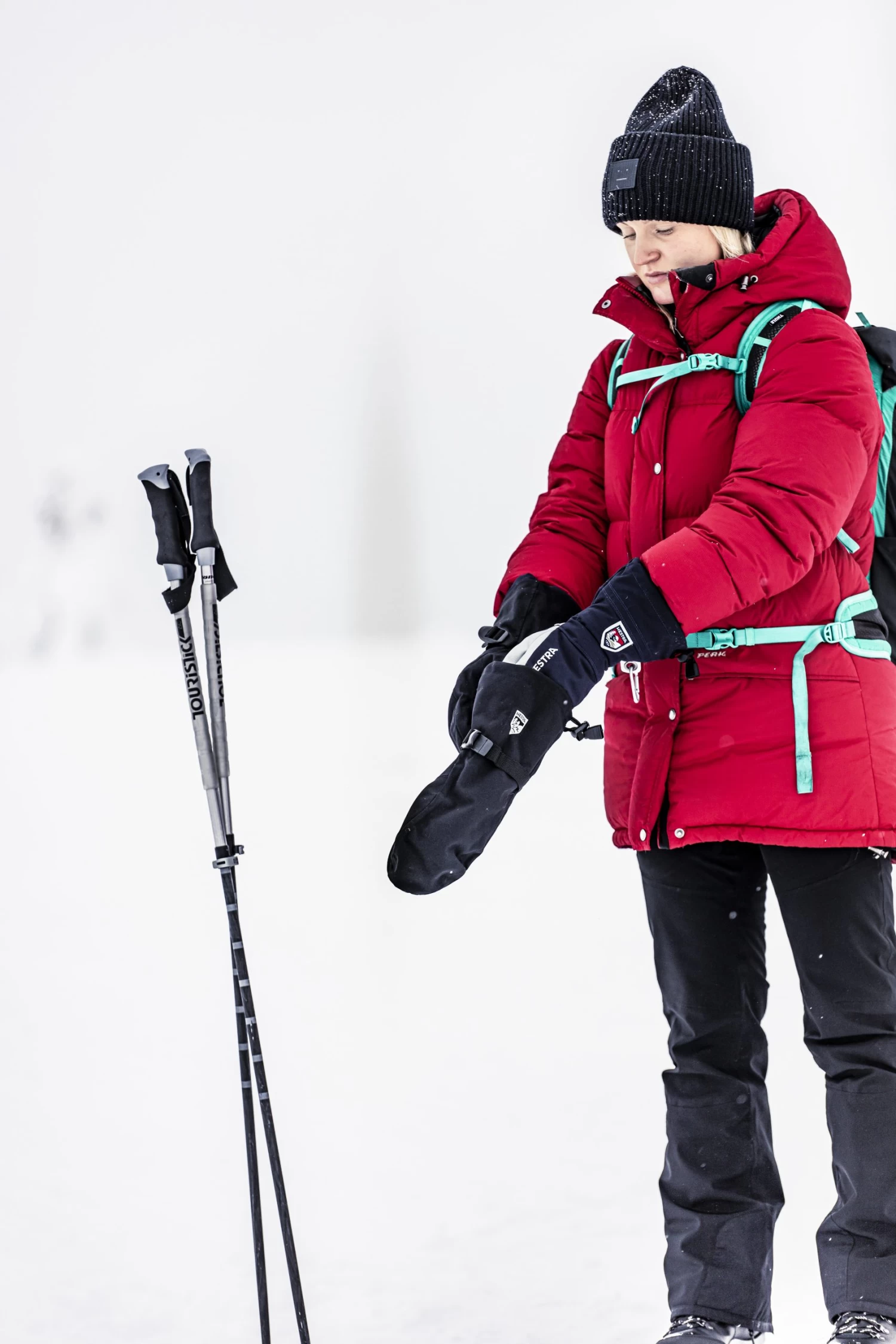 Hestra Hydra Seam Sealed Mitt - Black 7 Hestra Hydra Seam Sealed Mitt - Black - Image 5