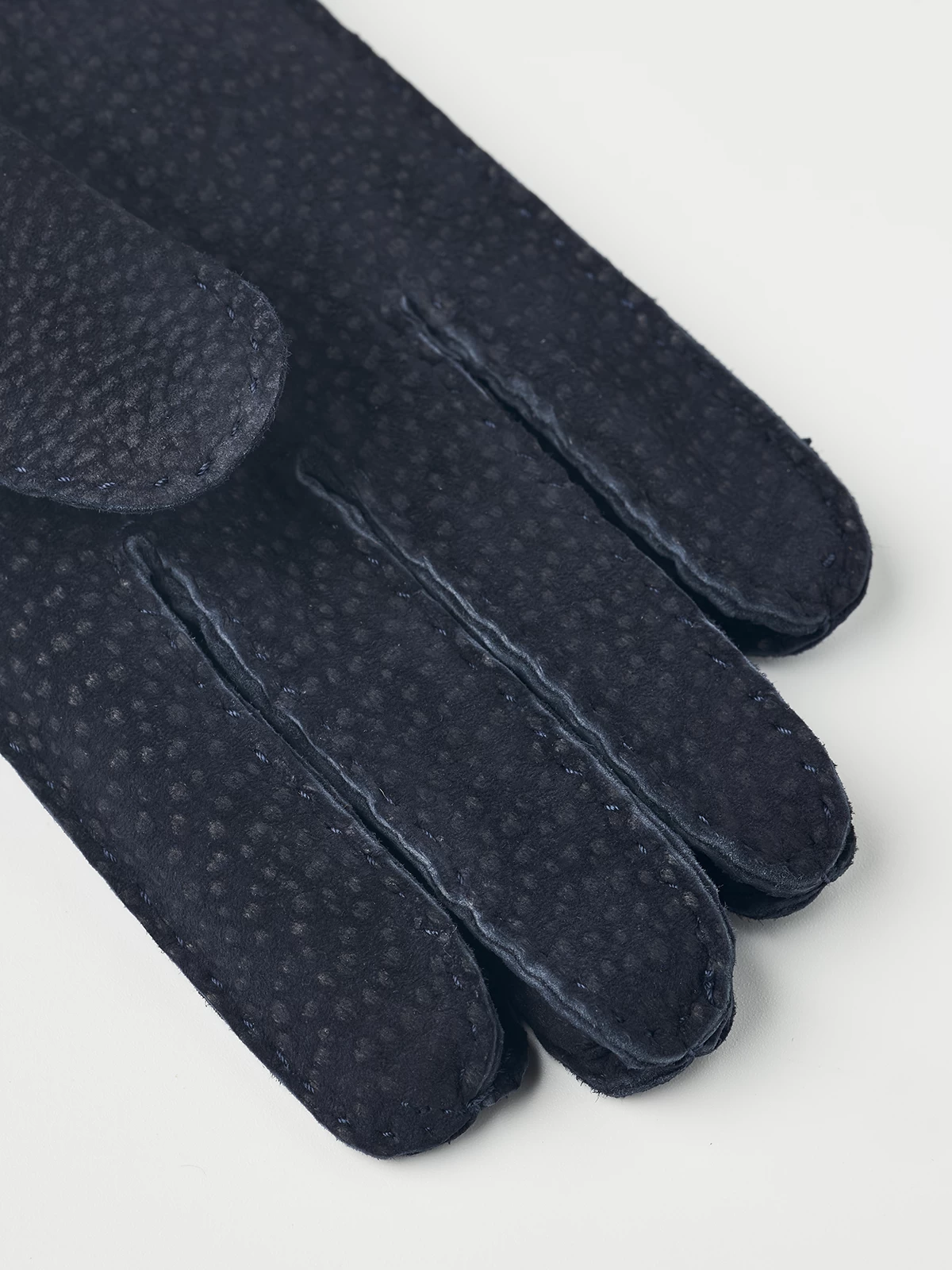 Hestra Carpincho Handsewn Cashmere - Navy 5 Hestra Carpincho Handsewn Cashmere - Navy - Image 3