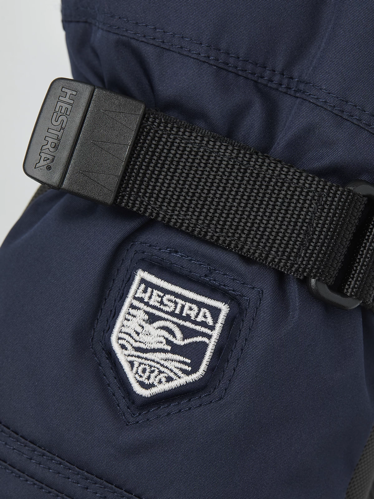 Hestra Gore-Tex Gauntlet Jr. 5-finger - Dark Navy 5 Hestra Gore-Tex Gauntlet Jr. 5-finger - Dark Navy - Image 3