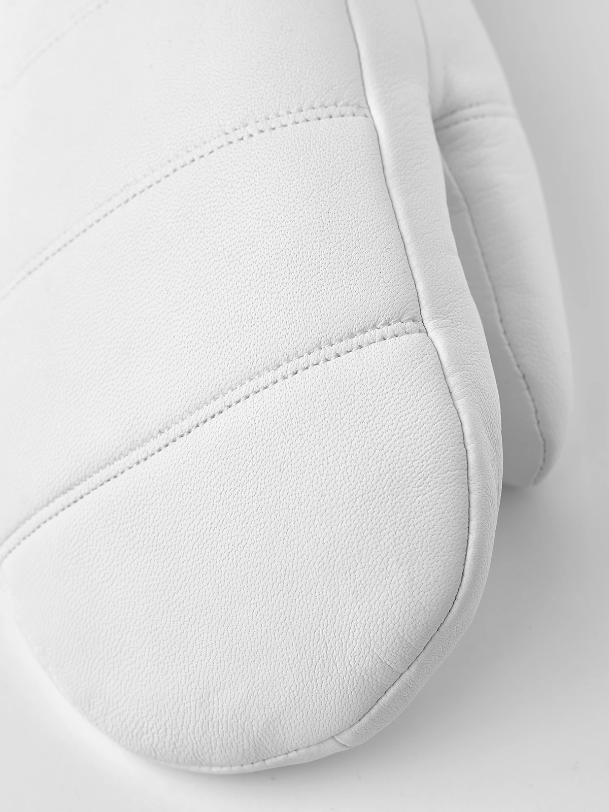 Hestra Alpine Leather Primaloft Mitt - White 4 Hestra Alpine Leather Primaloft Mitt - White - Image 2