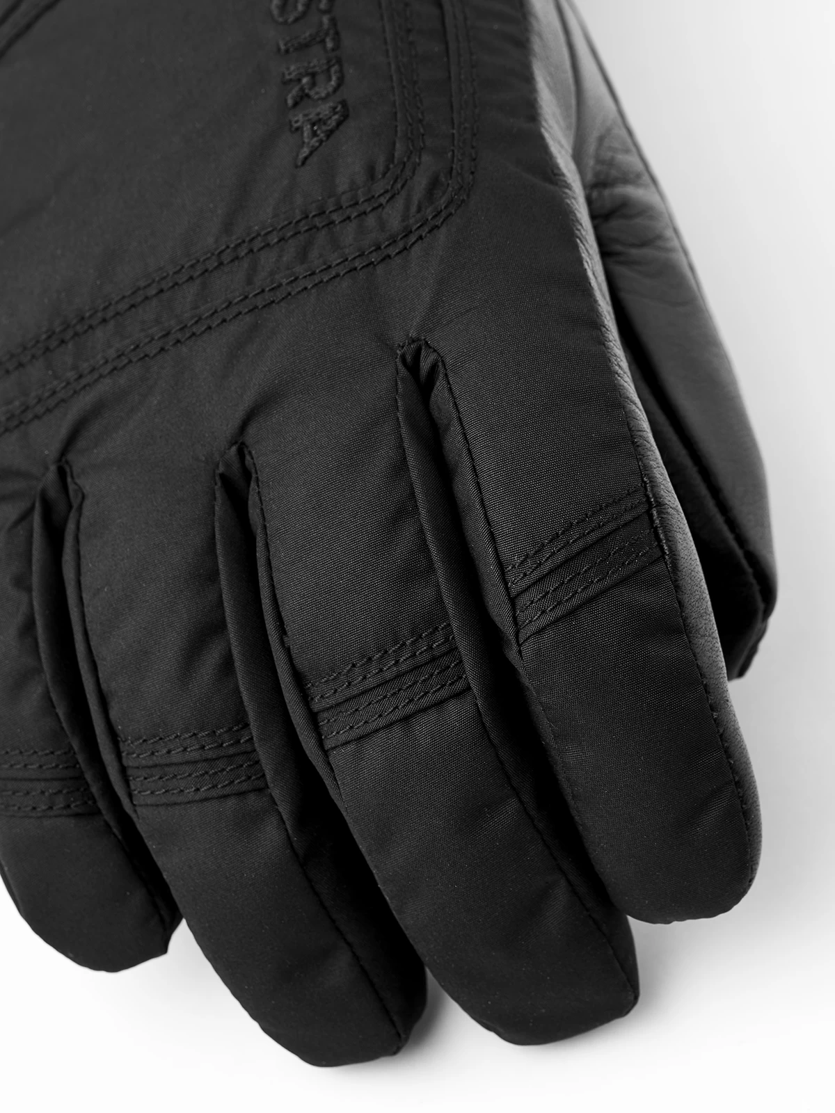 Hestra Czone Powder Female 5-finger - Black 4 Hestra Czone Powder Female 5-finger - Black - Image 2