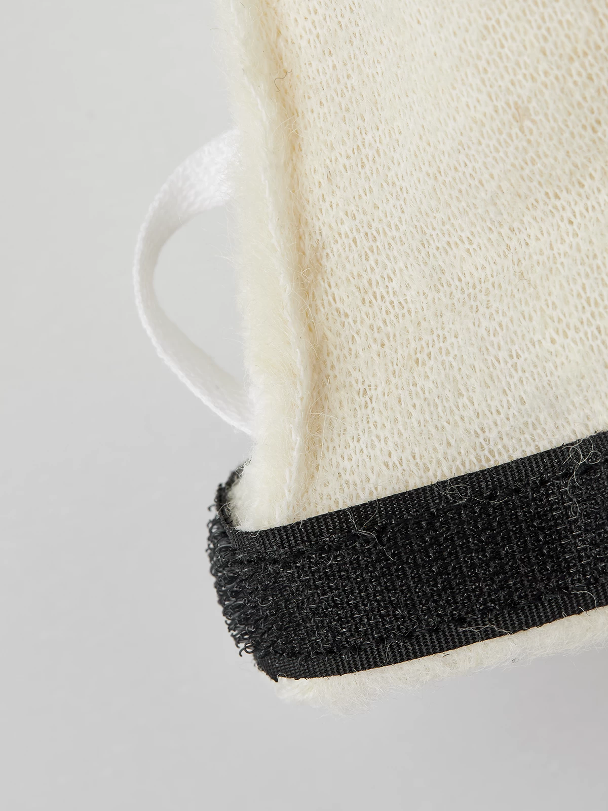 Hestra Heli Ski Wool Liner 5-finger - Offwhite 4 Hestra Heli Ski Wool Liner 5-finger - Offwhite - Image 2