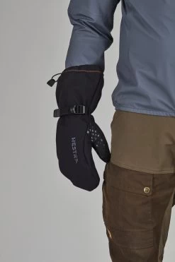 Hestra Pull Over Mitt - Black -Hestra Store 618 ff3030c91f 35111 100 original