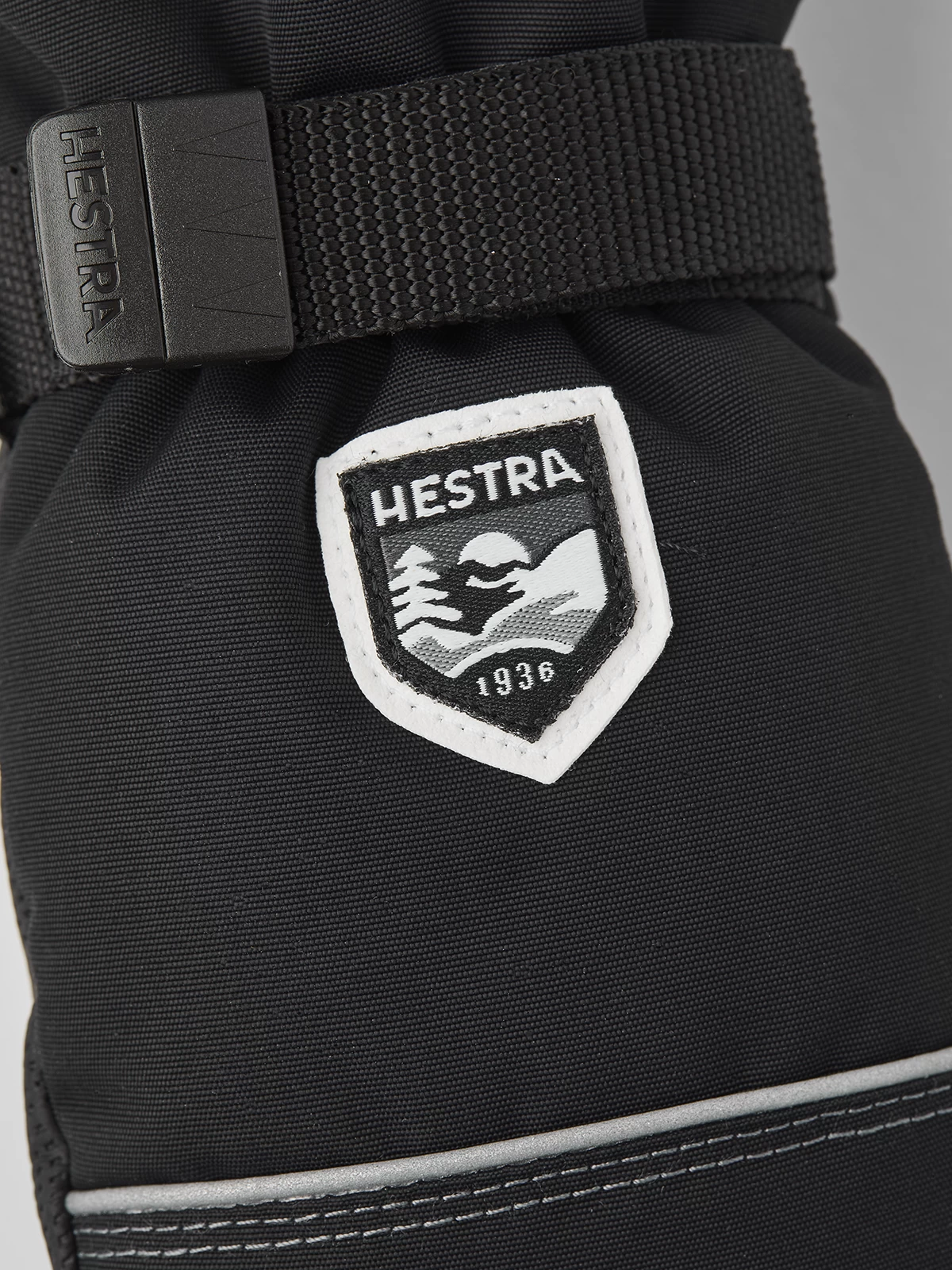 Hestra Kids´ Wool Terry Mitt - Black 4 Hestra Kids´ Wool Terry Mitt - Black - Image 2
