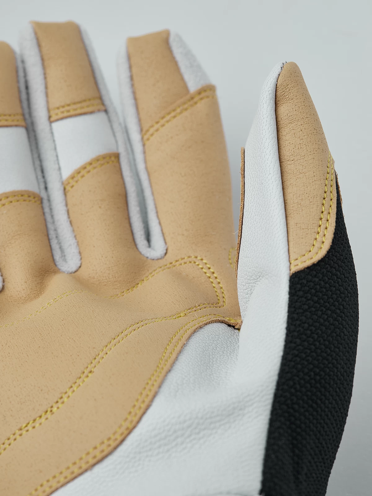 Hestra Climbers Long 5-finger - Offwhite & Black 5 Hestra Climbers Long 5-finger - Offwhite & Black - Image 3