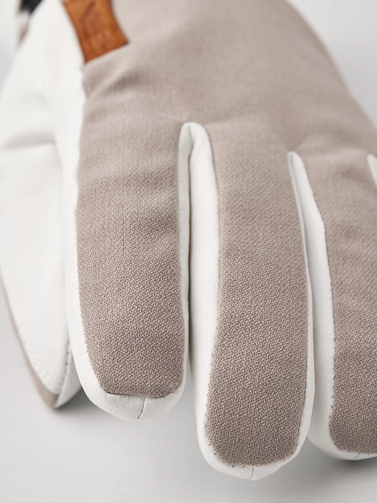 Hestra CZone Primaloft Inverno 5-finger - Beige 5 Hestra CZone Primaloft Inverno 5-finger - Beige - Image 3