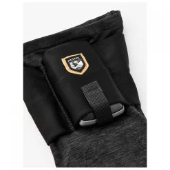 Hestra - Tactility Heat Liner 5 Finger - Gloves 9 Hestra - Tactility Heat Liner 5 Finger - Gloves -Hestra Store hestra tactility heat liner 5 finger gloves detail 3